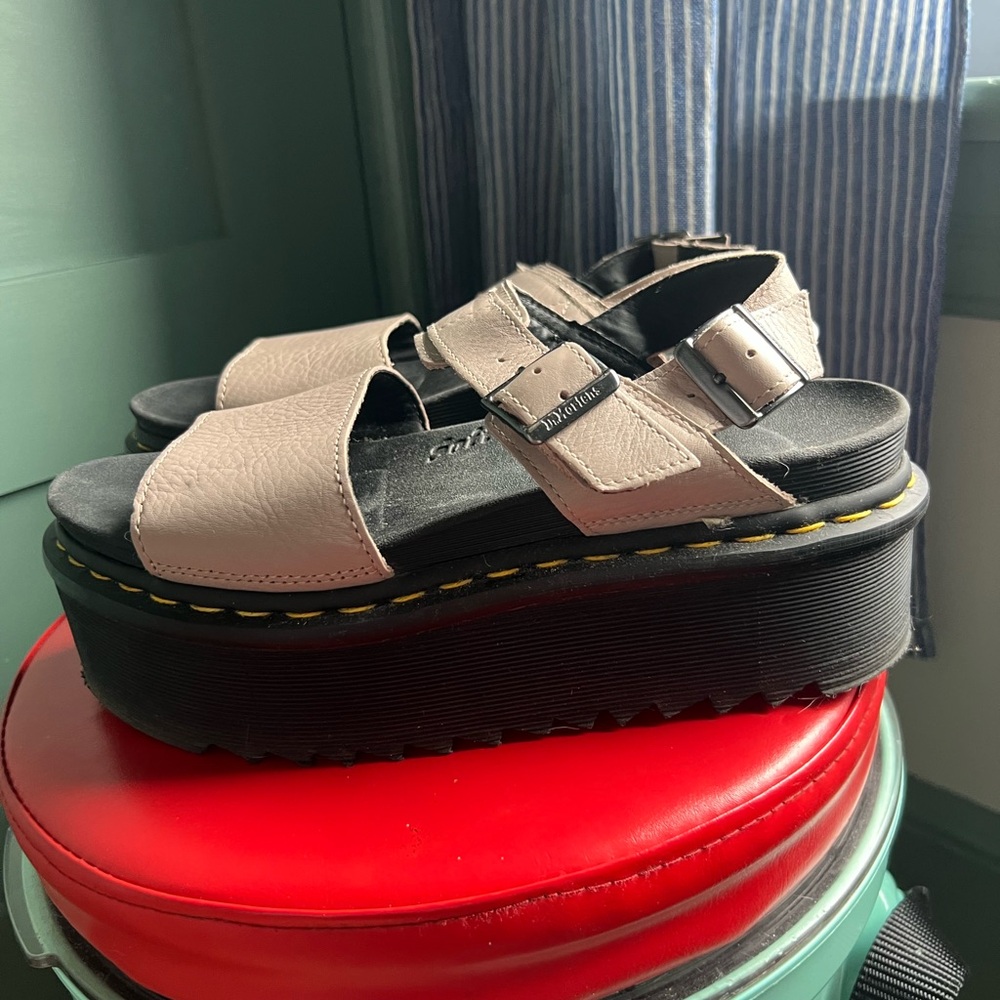Dr. Martens Voss Leather Platform Sandal Size 9 - Picture 3 of 7
